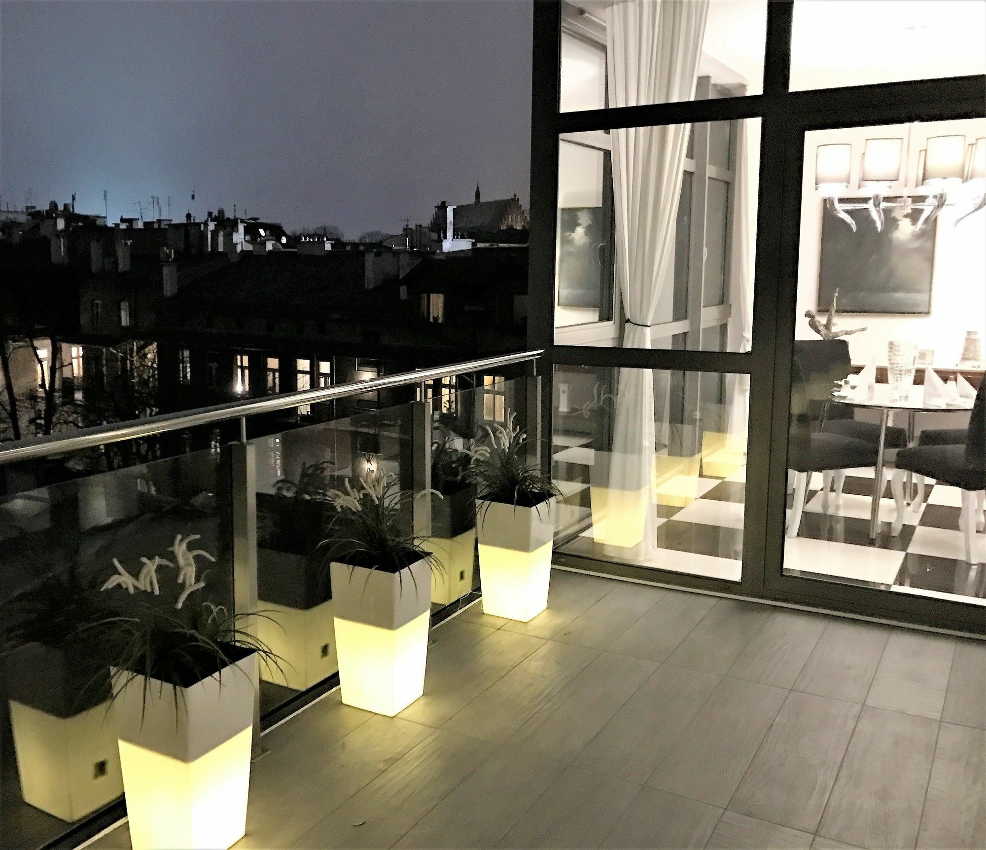 Mondrian Luxury Suites & Apartments Krakow Old Town Εξωτερικό φωτογραφία